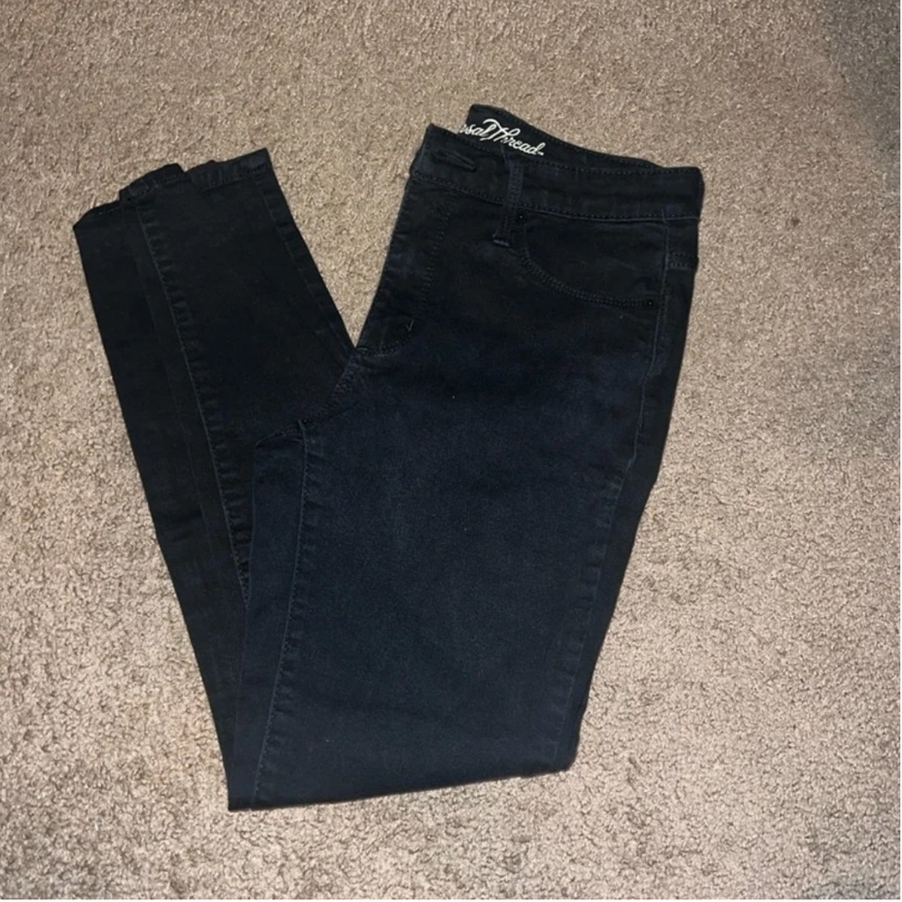 Black Skinny Jeans
